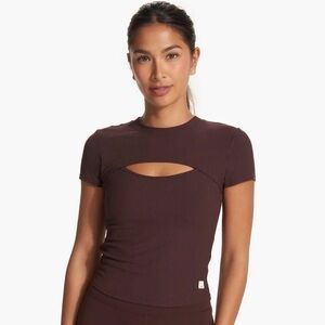 NWT Vuori Cove Cut Out Tee Mahogany